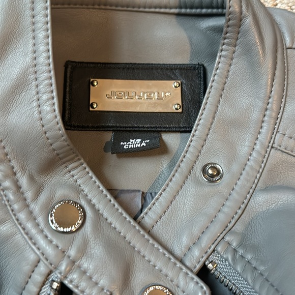 New xs gray 100% vegan leather JouJou jacket - Picture 4 of 8